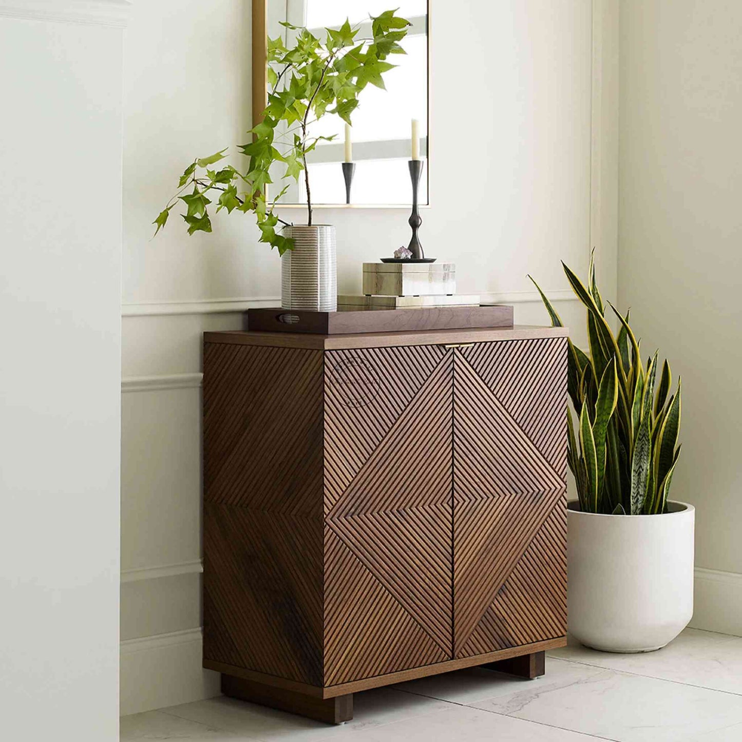 Gavin Sideboard is handcrafted from Sheesham wood, featuring 1 drawer and 2 detachable shelves. a modern design sideboard.