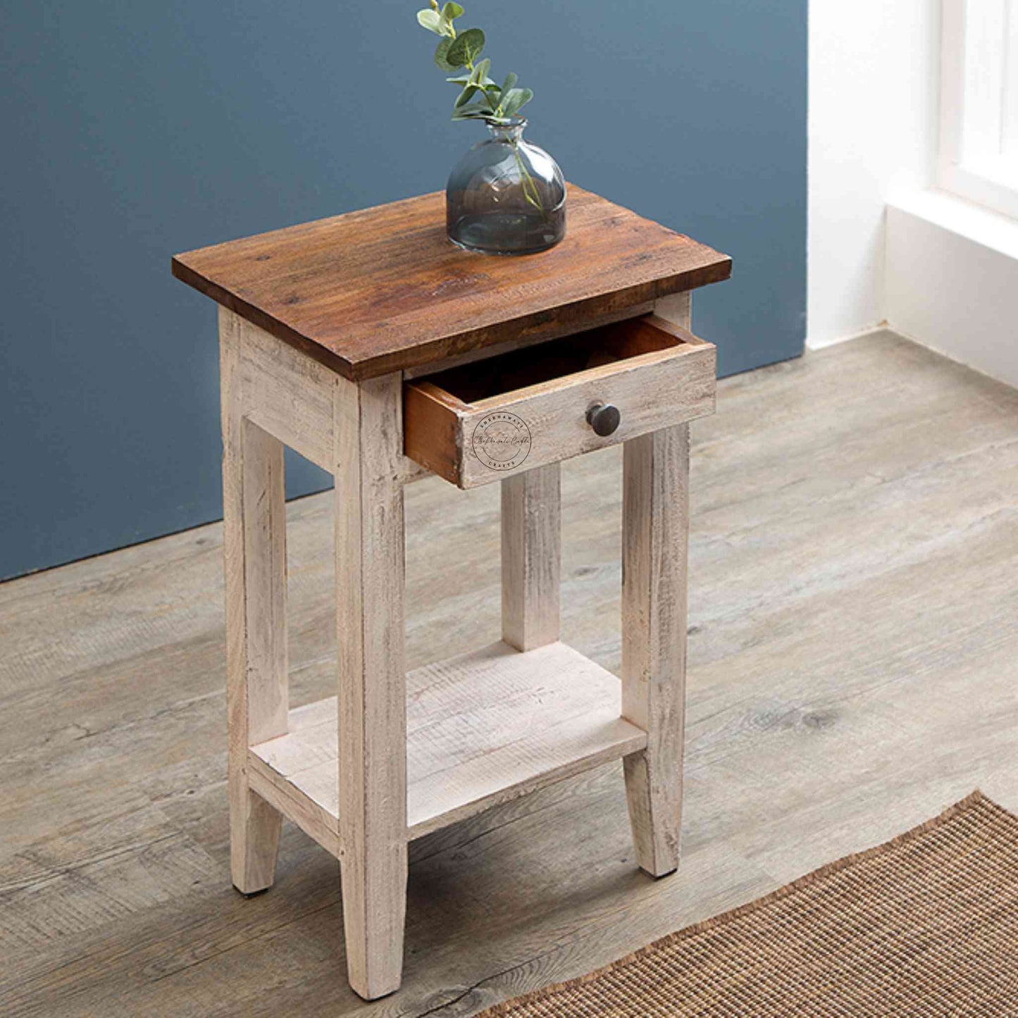 Vida End Table handcrafted with mango wood and dual tone finish with 1 drawer.
